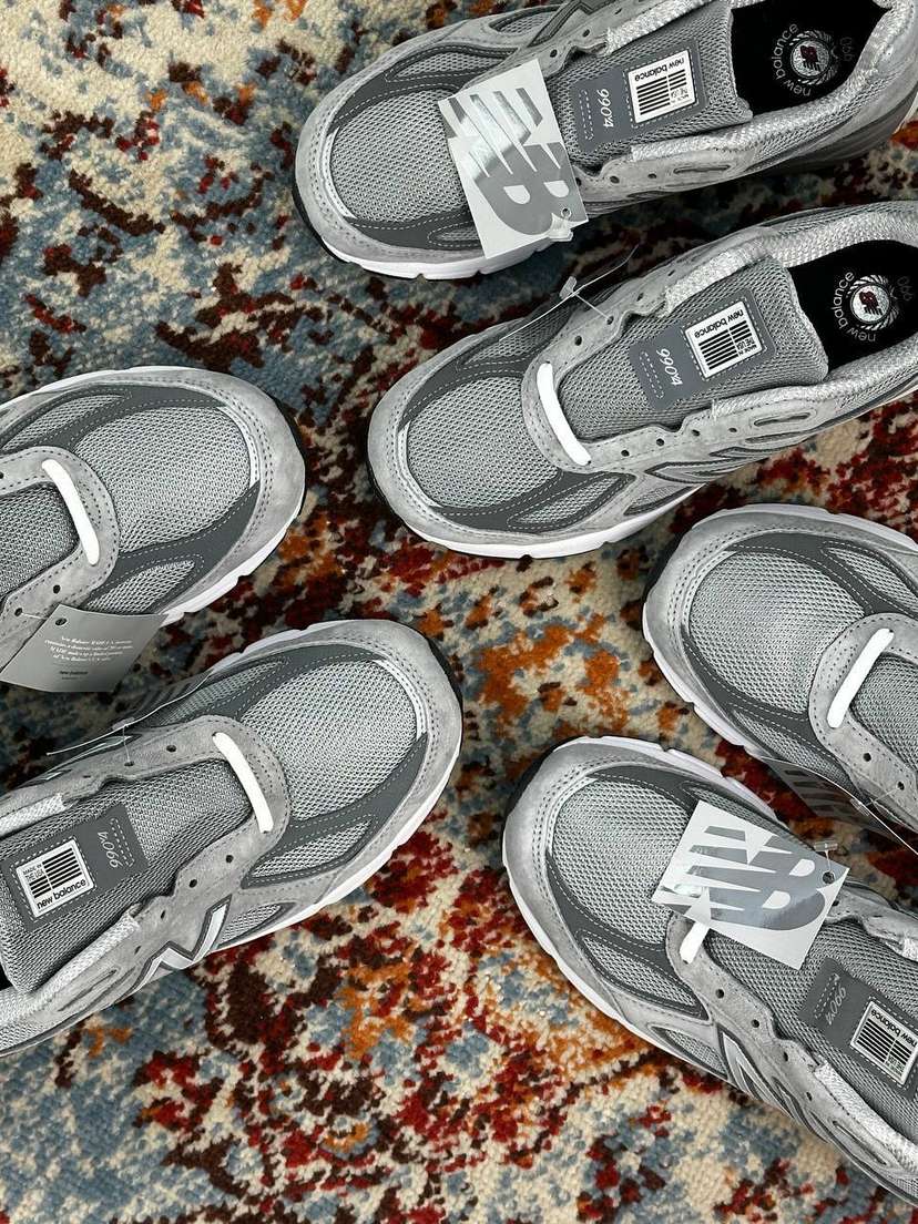 New Balance 990v4 Made in USA ‘Grey Silver’ — фото 1