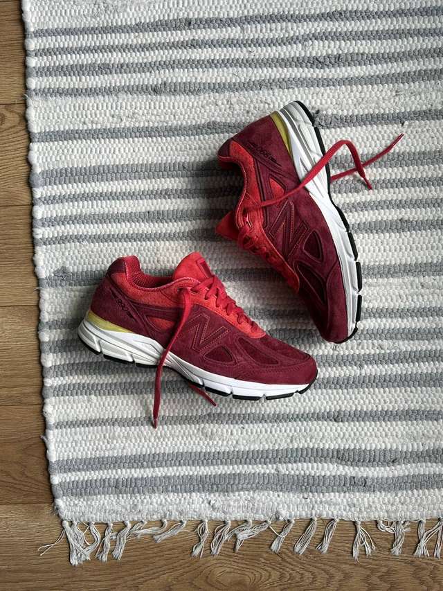 New Balance 990v4 ‘Mercury Red’